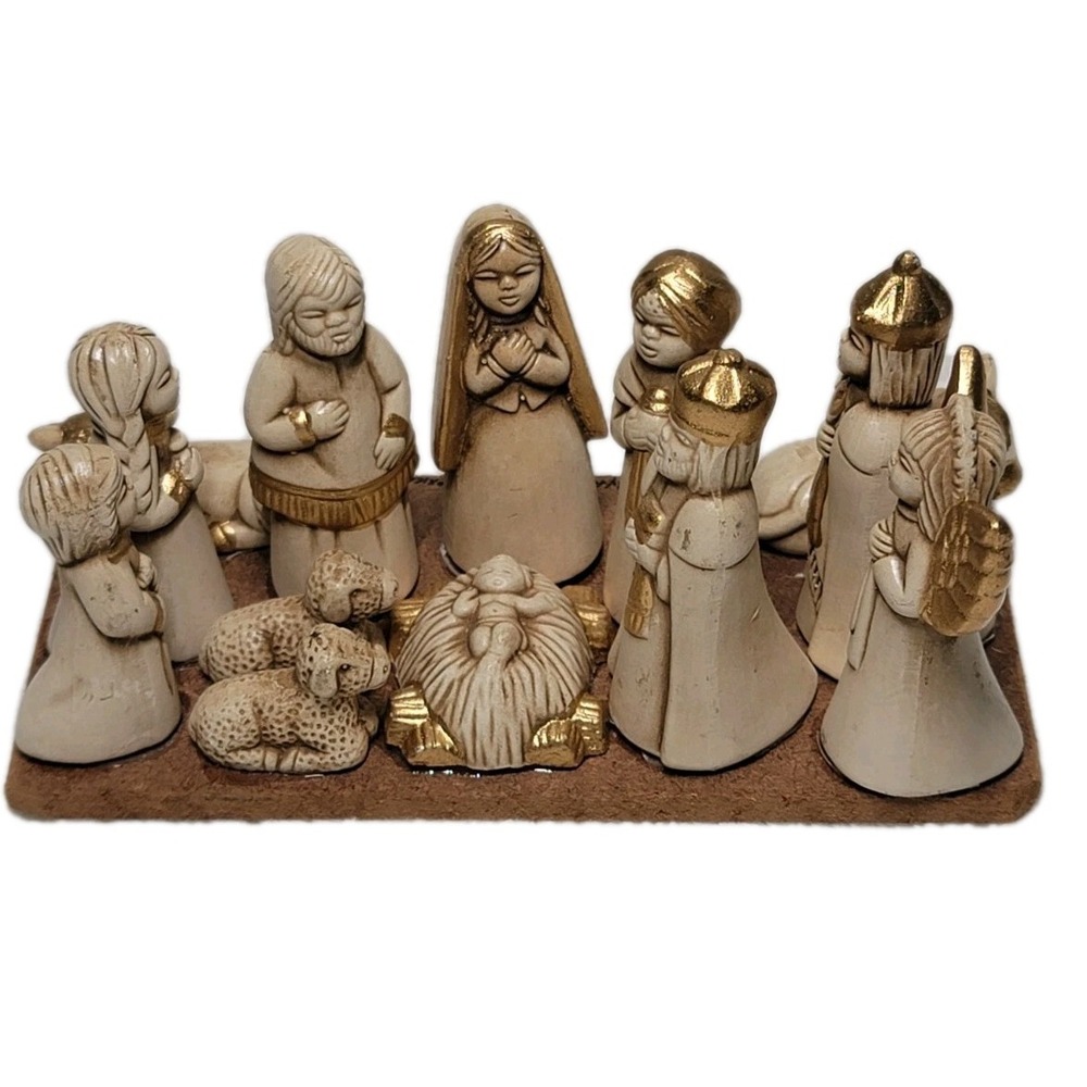 13 Piece Christmas Nativity Set  Mexican Clay Latin Folk Art Style Holiday Decor